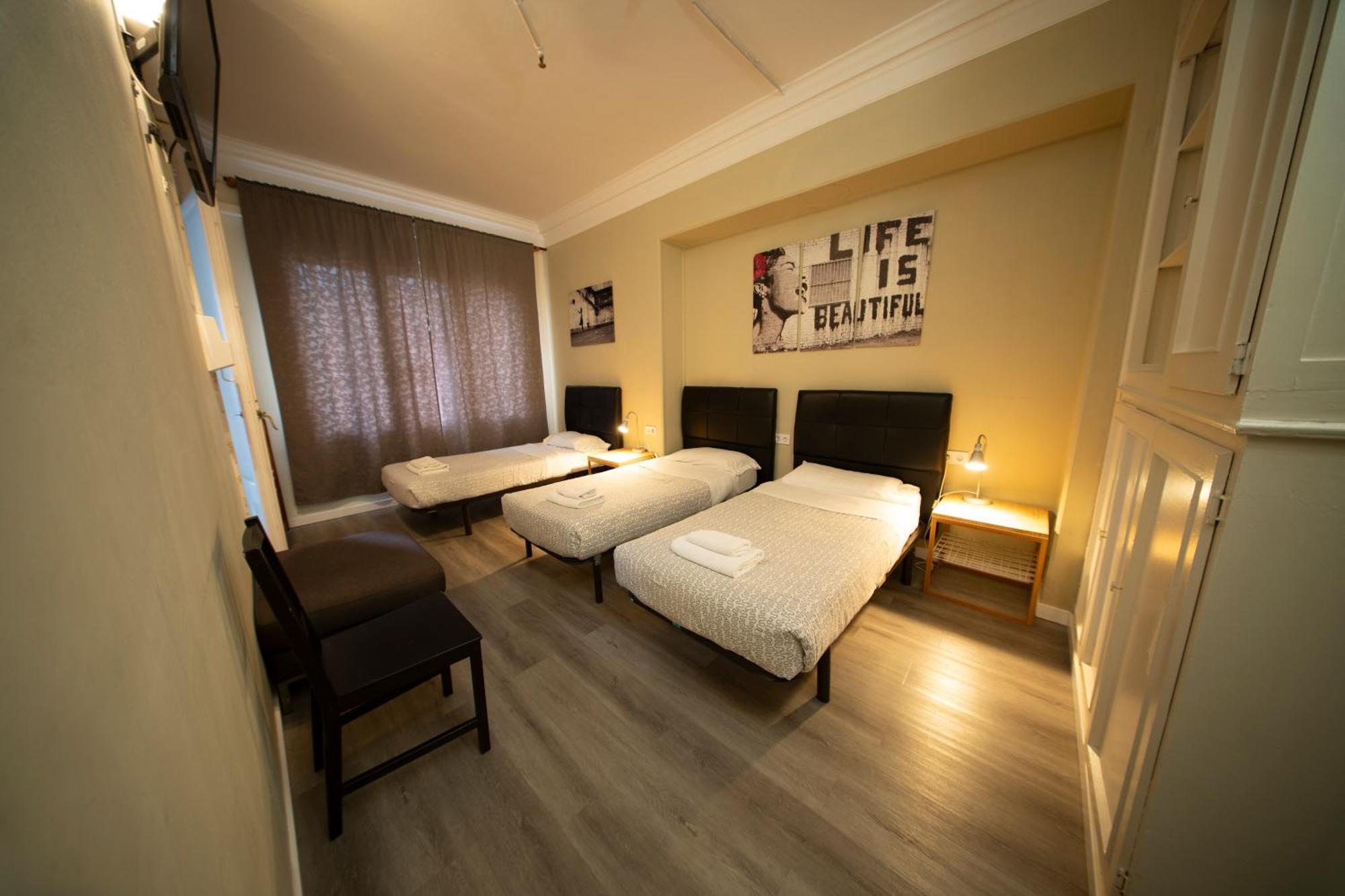 Wow Hostel Βαρκελώνη Εξωτερικό φωτογραφία