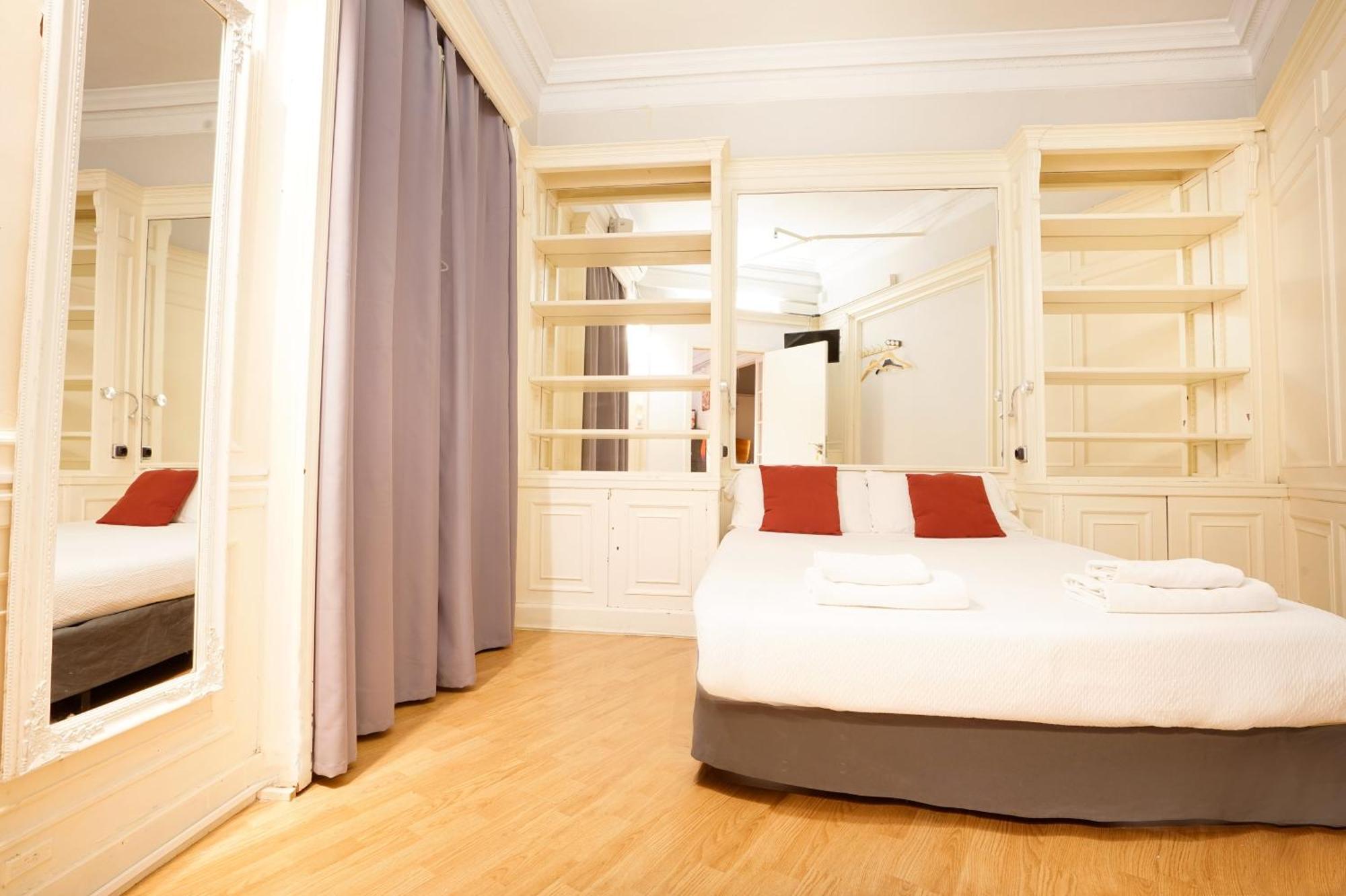 Wow Hostel Βαρκελώνη Εξωτερικό φωτογραφία